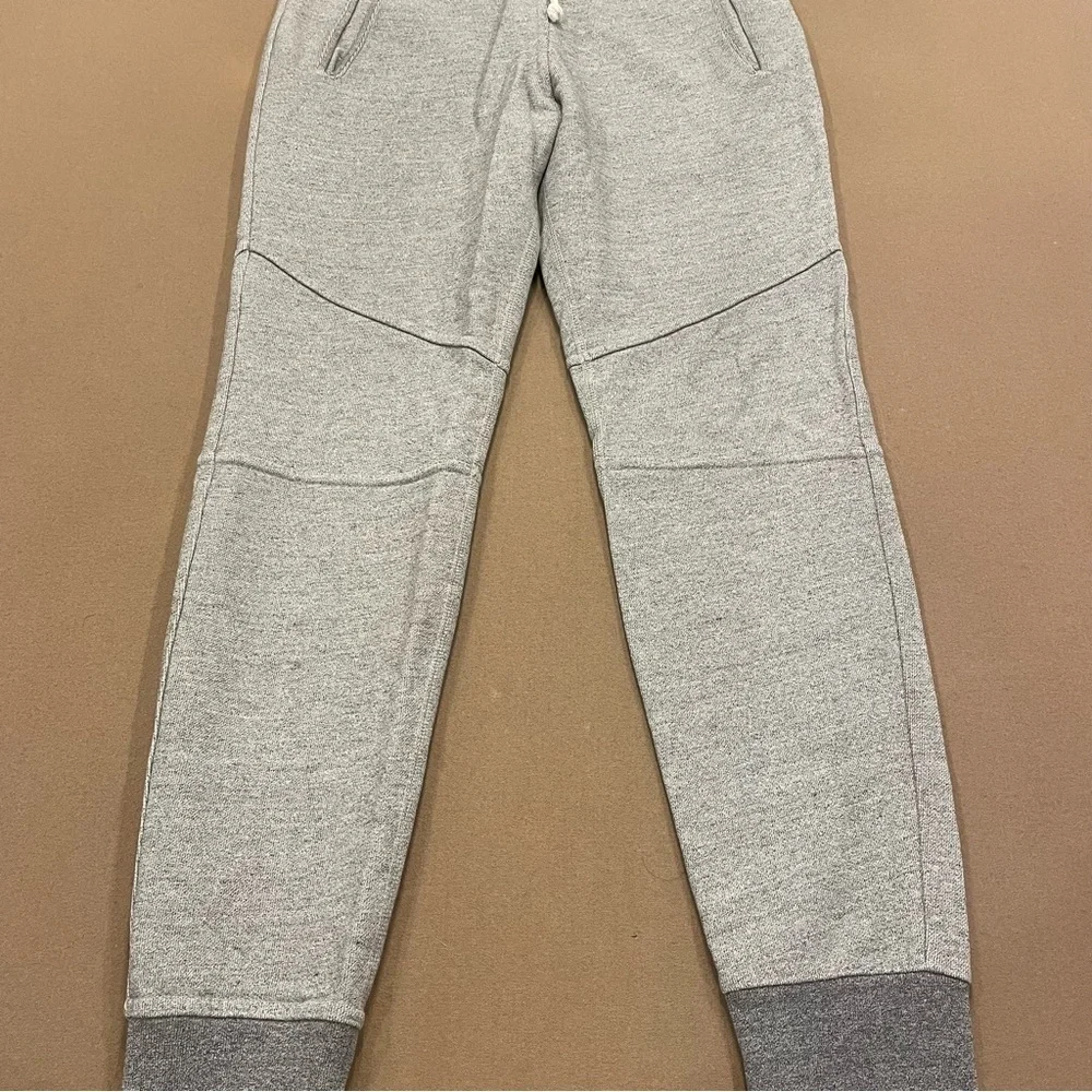 John Elliott size large